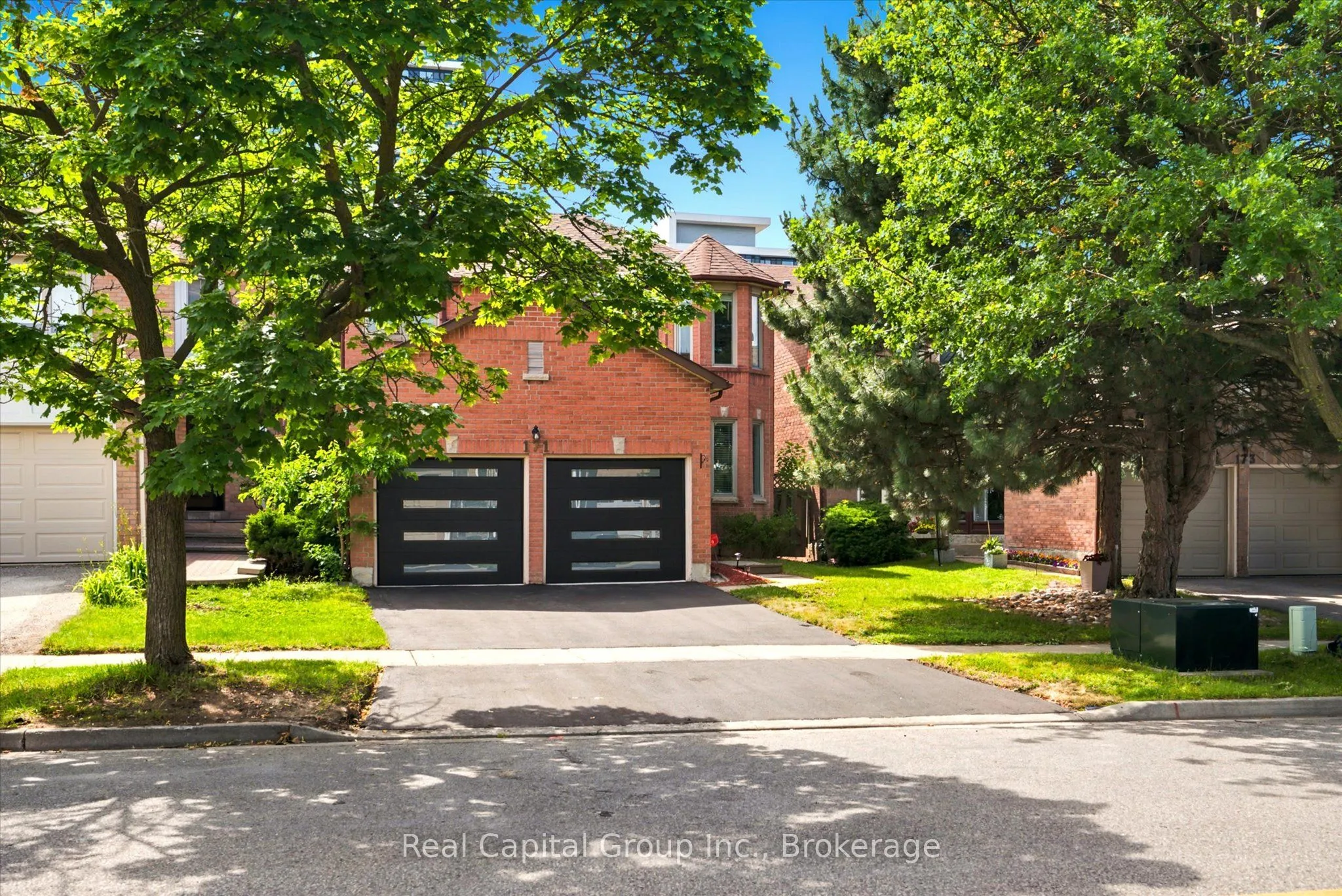 Detached Home For Sale | N13500768