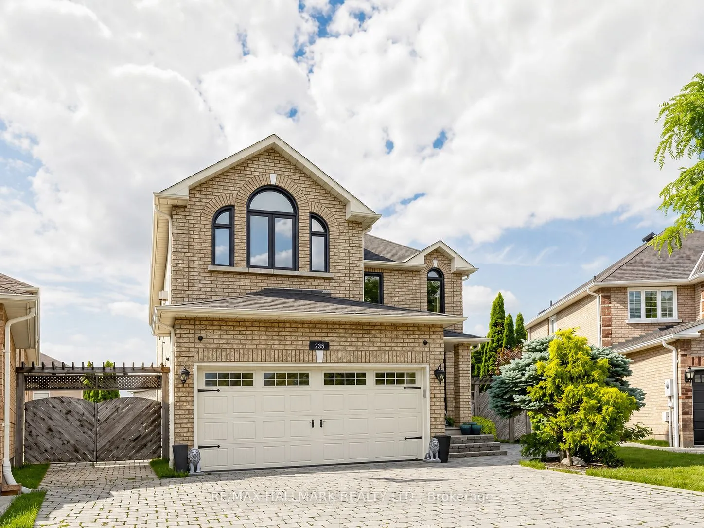 Detached Home For Lease | N13501576