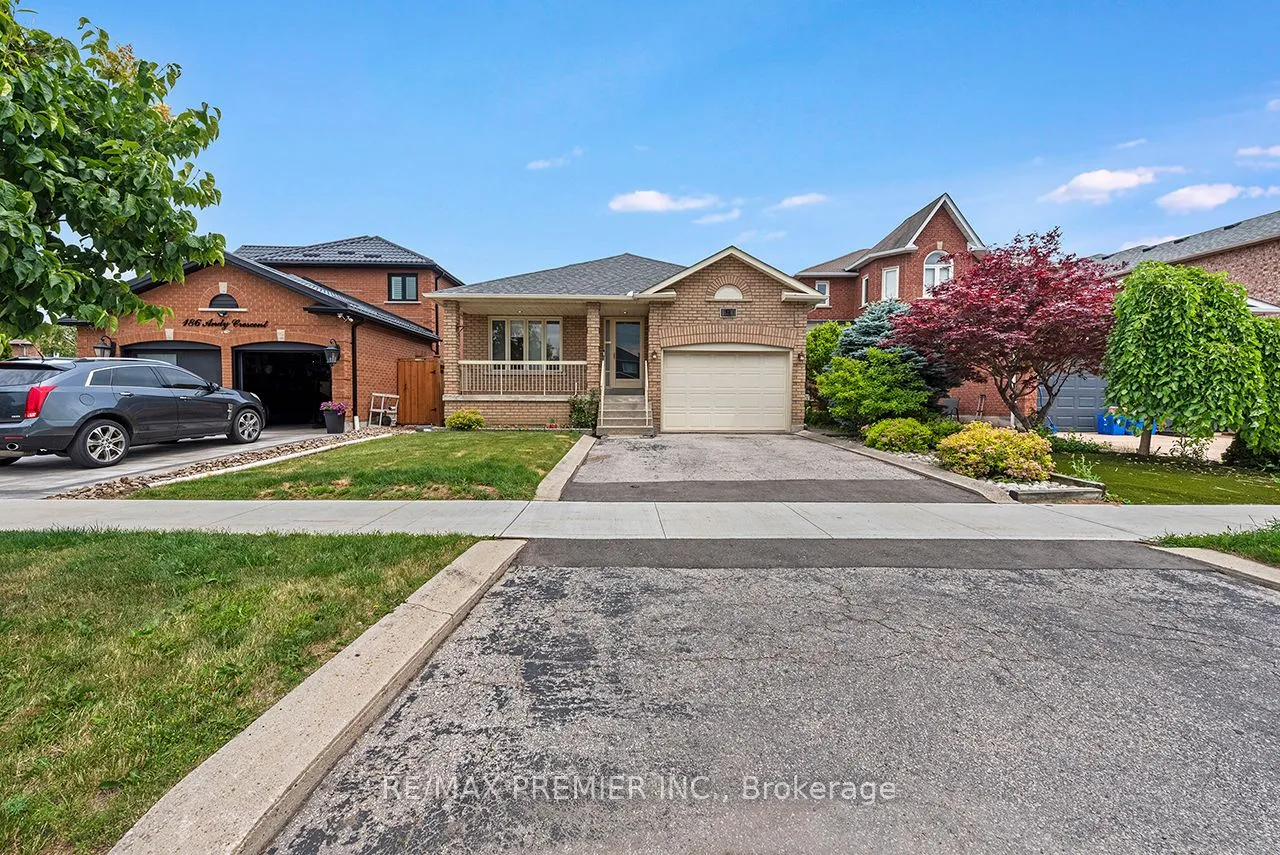 Detached Home For Sale | N13505878