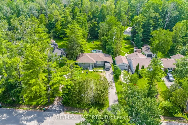 3211 Cove Avenue, Innisfil, ON L9S 2K7