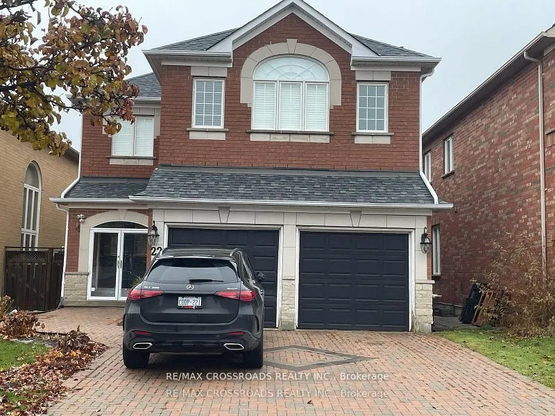 Detached Home For Lease | N13513540