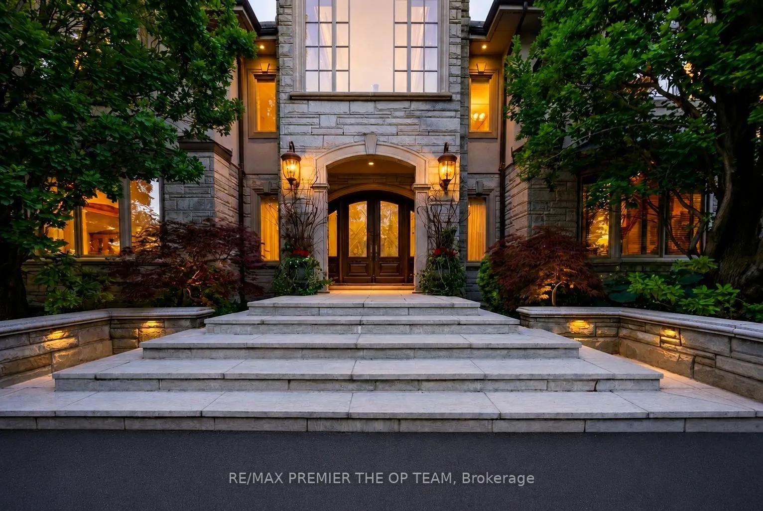 Detached Home For Sale | N13513748