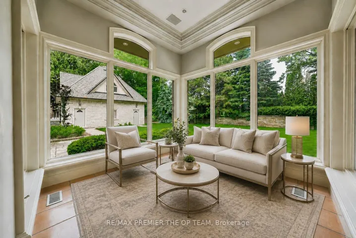 43 Cowan Drive, Vaughan, ON L4L 7H4