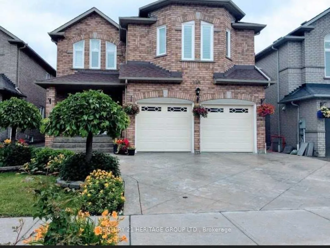 Detached Home For Sale | N13514384