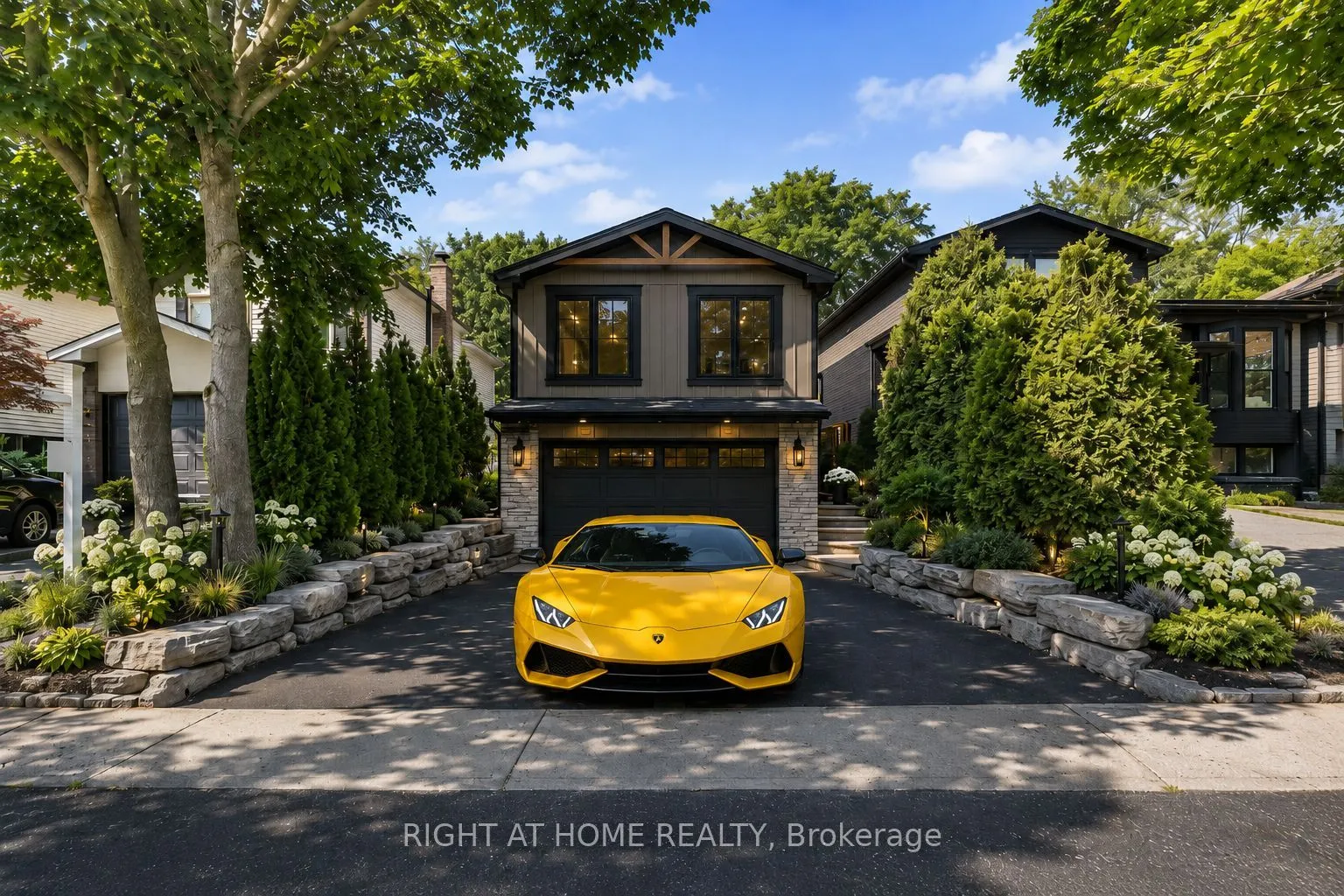 Detached Home For Sale | N13514976