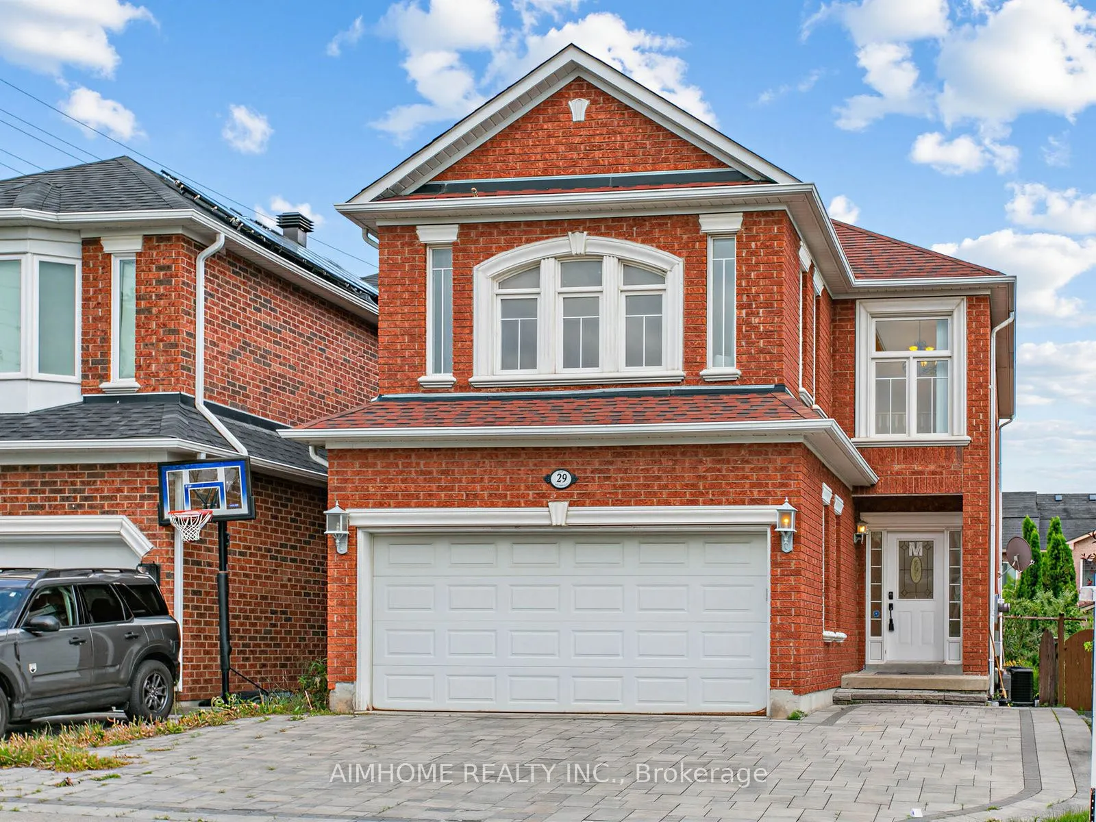 Detached Home For Sale | N13516952