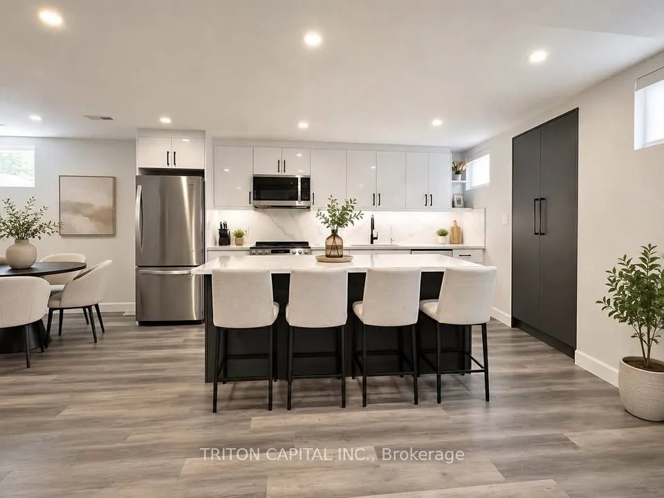 Detached Home For Lease | N13519110