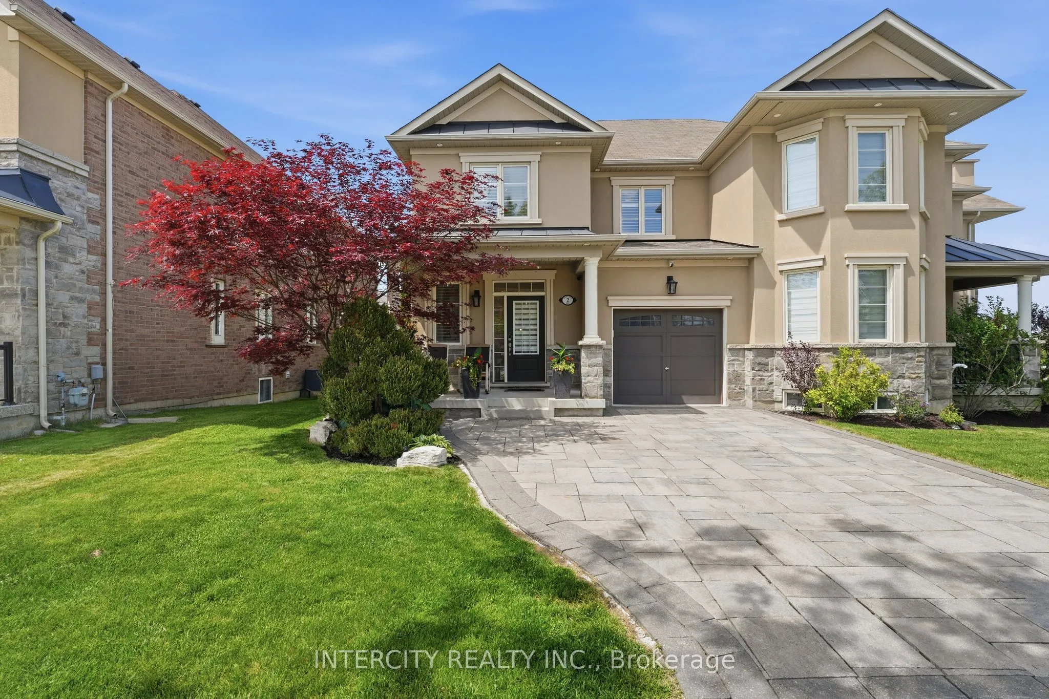 Semi-Detached Home For Sale | N13520506