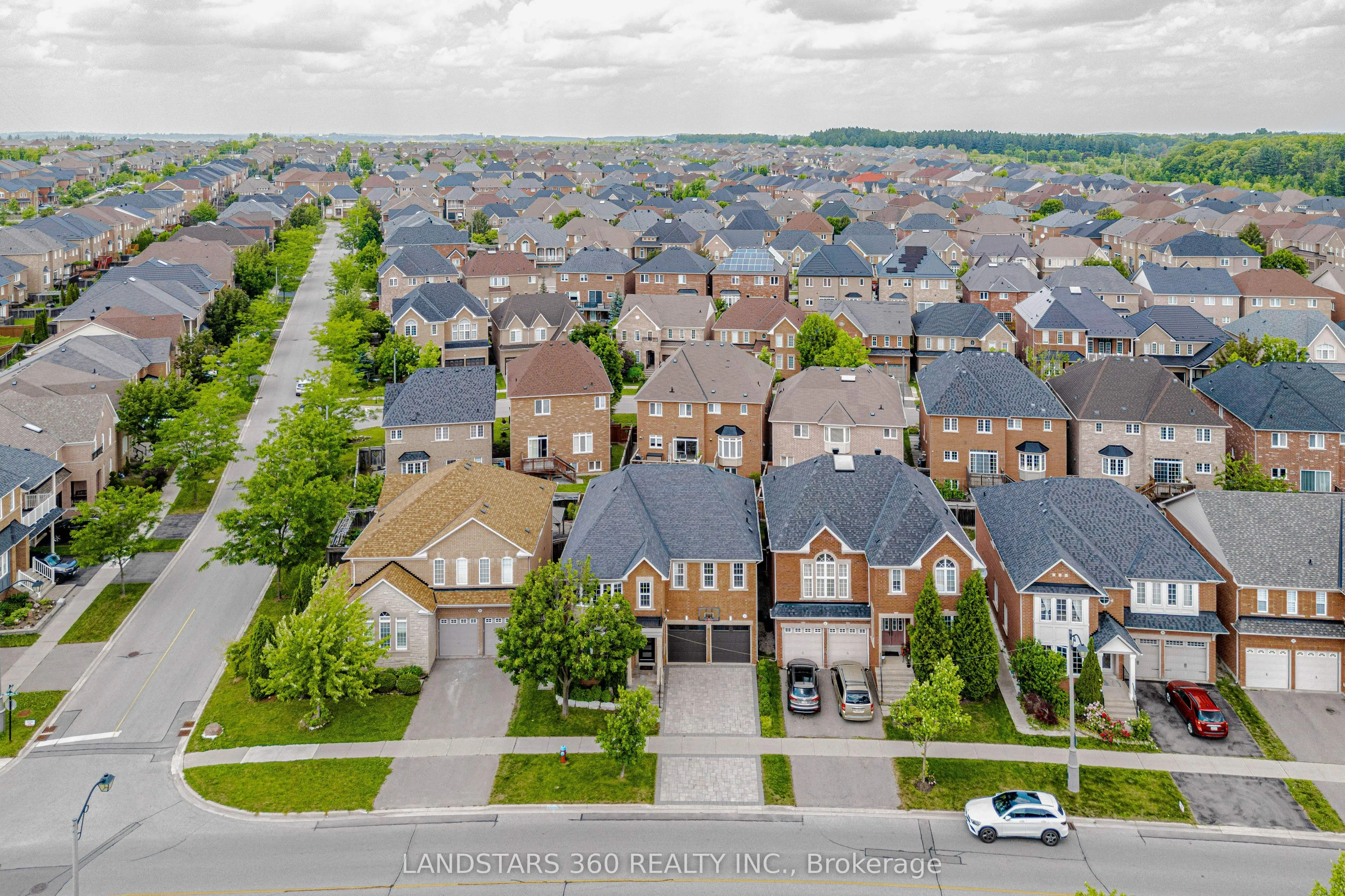 Detached Home For Sale | N13522286