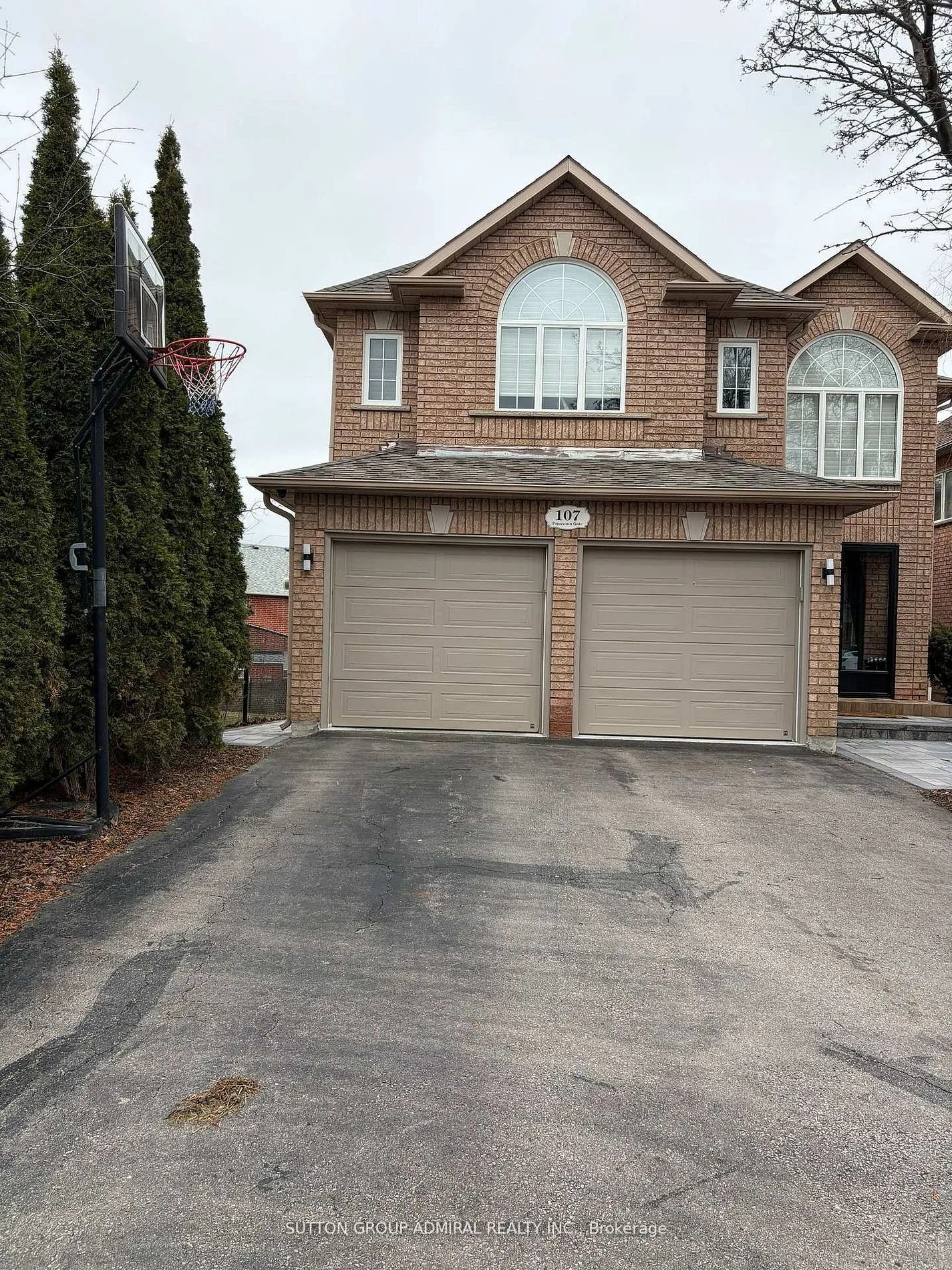 Detached Home For Lease | N13523196
