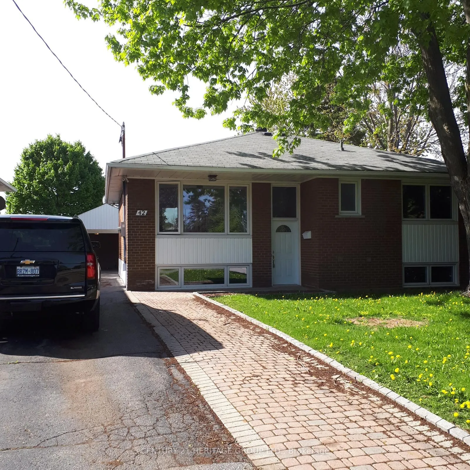 Detached Home For Lease | N13523392