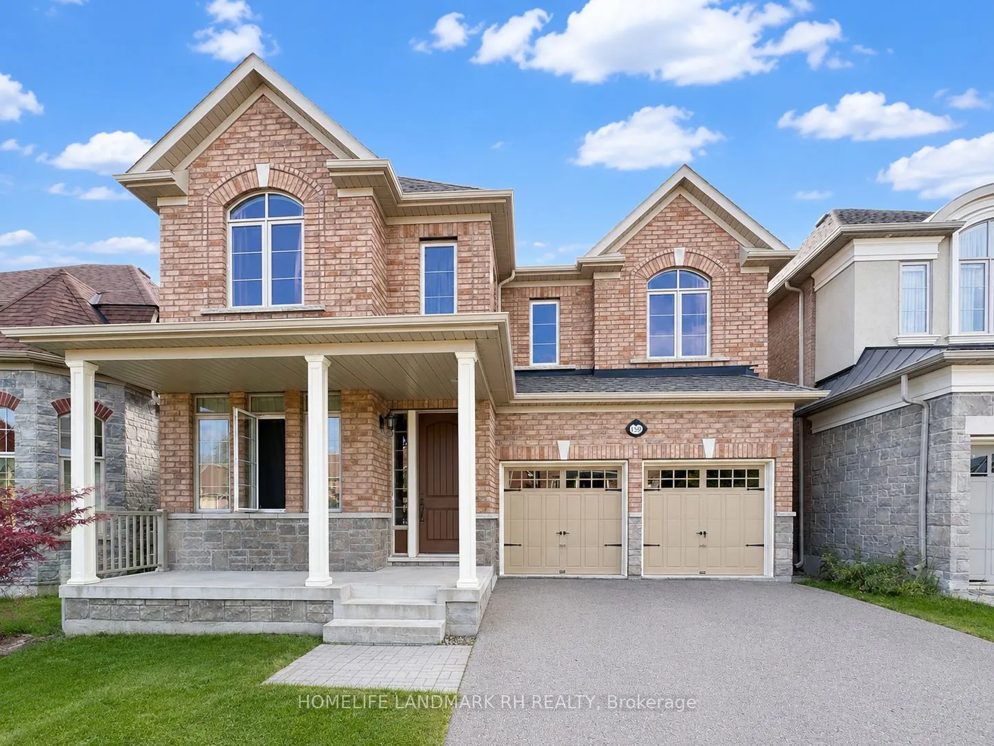 Detached Home For Lease | N13524576