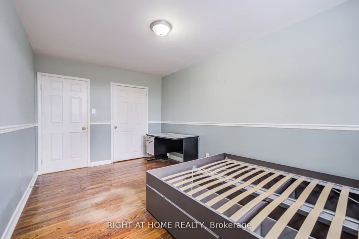 107 Sherwood Forest Drive Back Unit, Markham, ON L3P 1P9