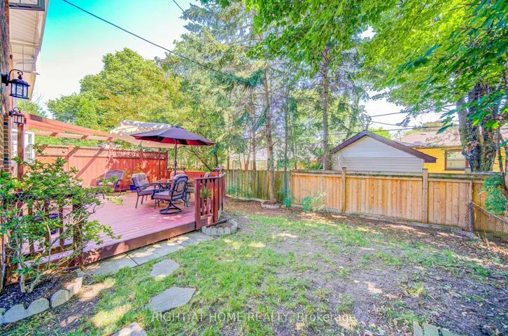 107 Sherwood Forest Drive Back Unit, Markham, ON L3P 1P9