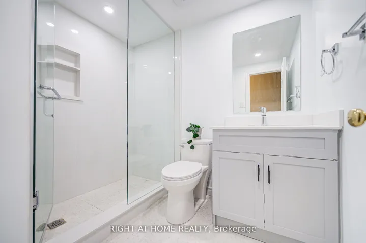107 Sherwood Forest Drive Back Unit, Markham, ON L3P 1P9