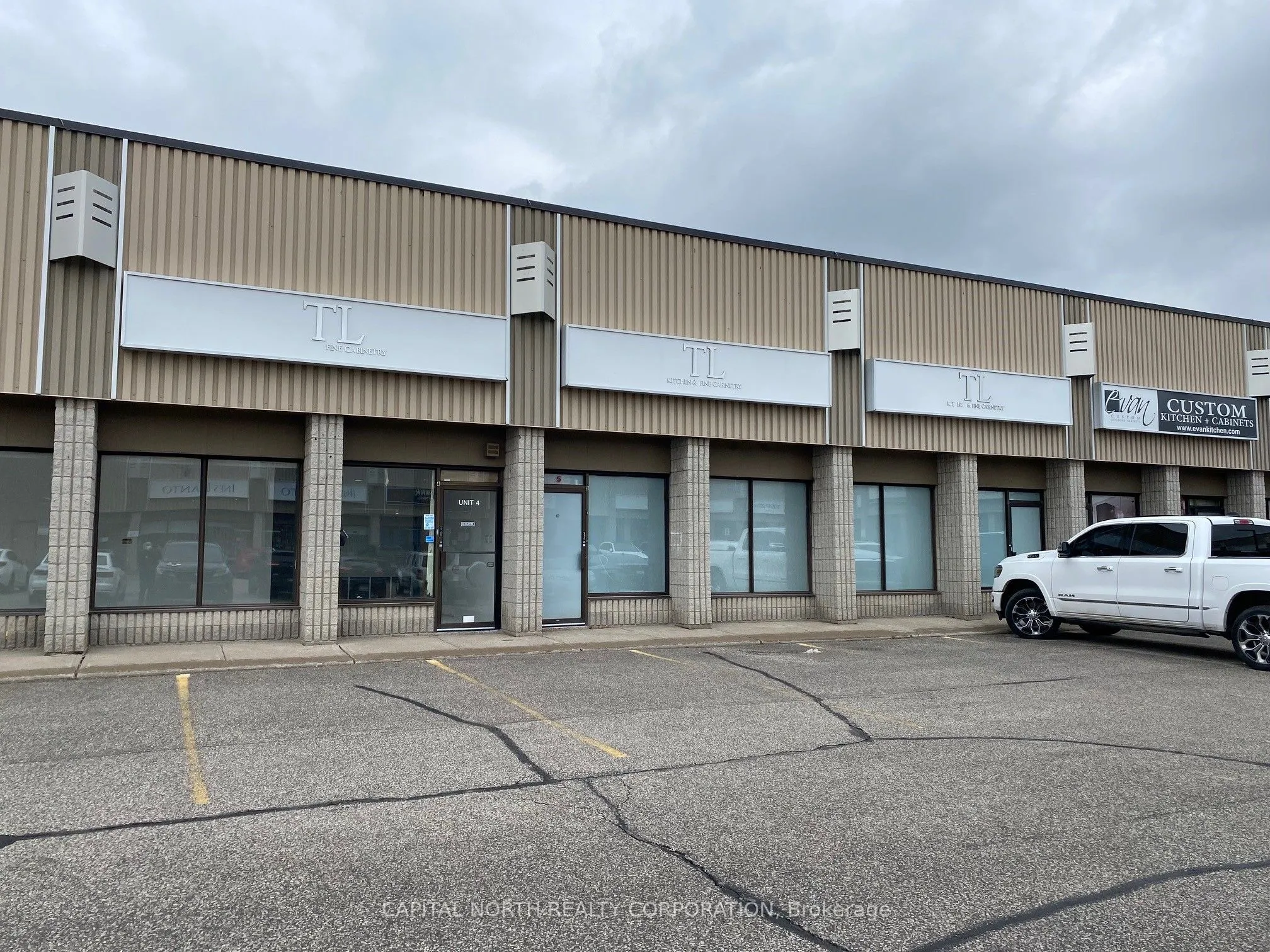 Industrial Property For Lease | N13525890