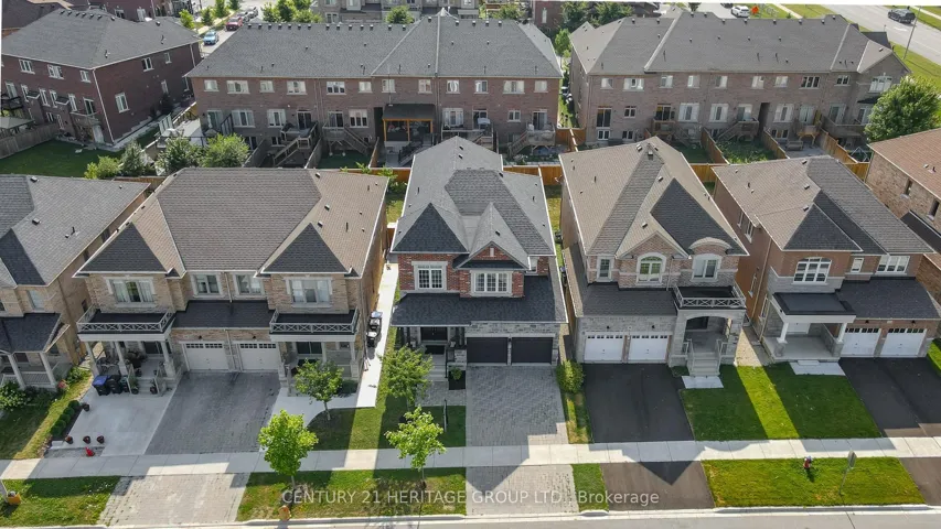 20 Barrow Avenue, Bradford West Gwillimbury, ON L3Z 0W1