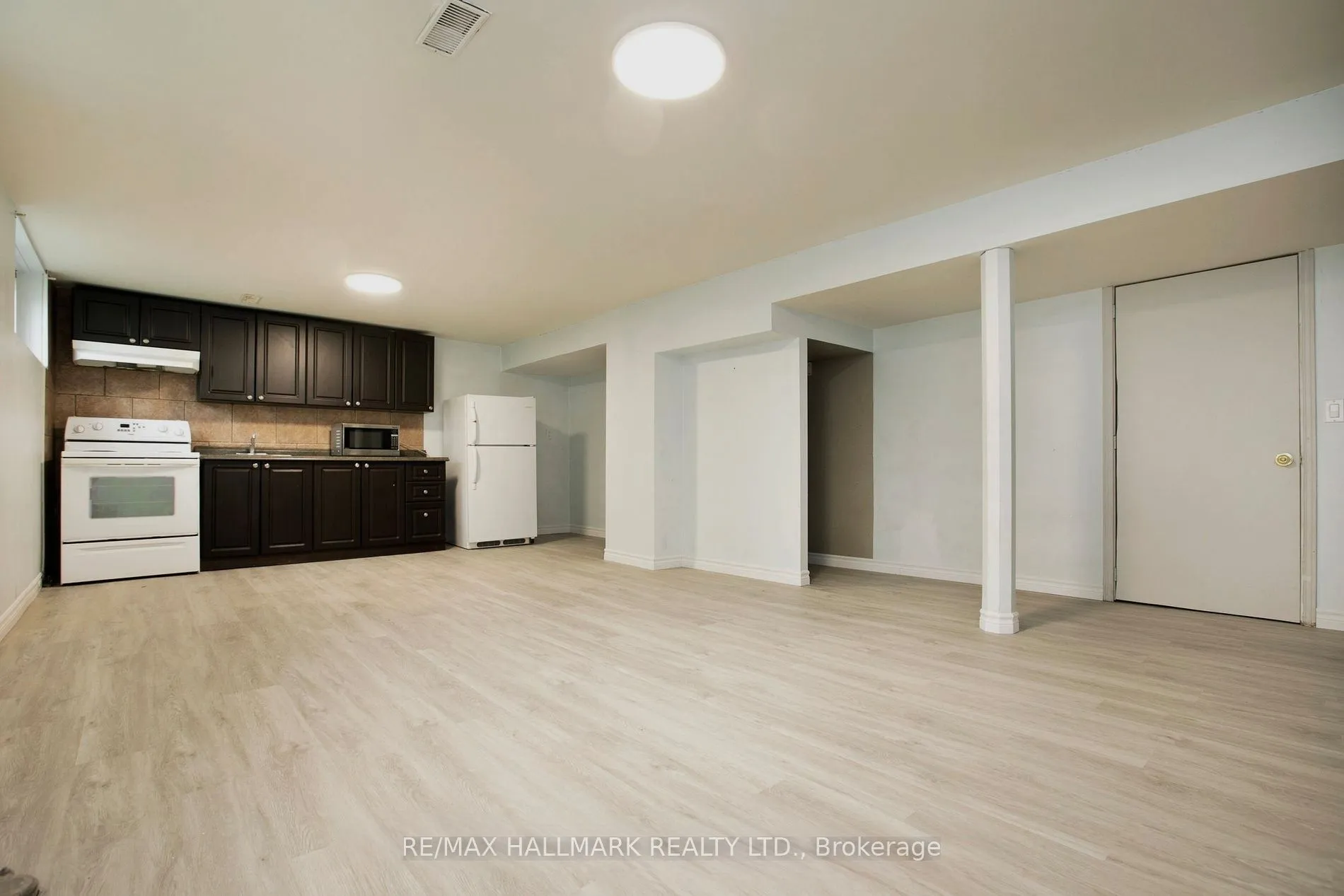 Detached Home For Lease | N13527382