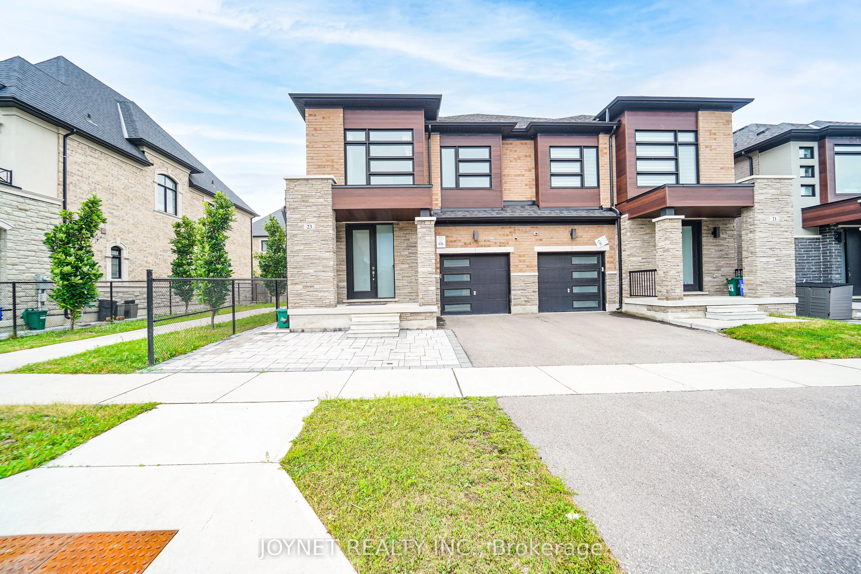 Semi-Detached Home For Sale | N13528692
