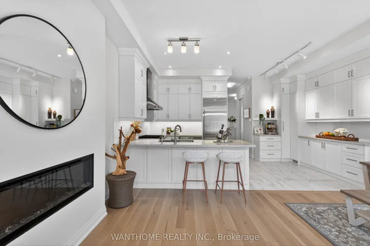 10 Abbey Hill Lane E, Markham, ON L6C 3L5