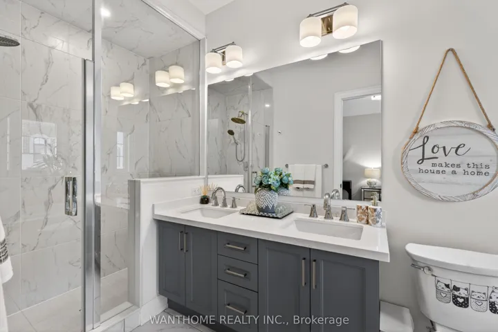 10 Abbey Hill Lane E, Markham, ON L6C 3L5