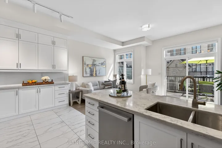 10 Abbey Hill Lane E, Markham, ON L6C 3L5
