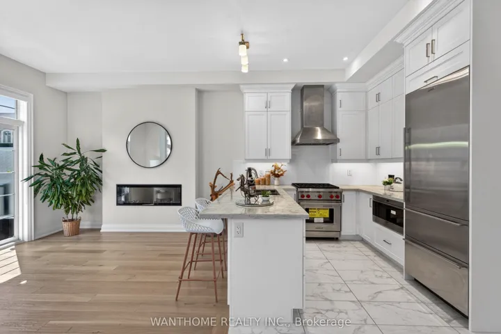 10 Abbey Hill Lane E, Markham, ON L6C 3L5