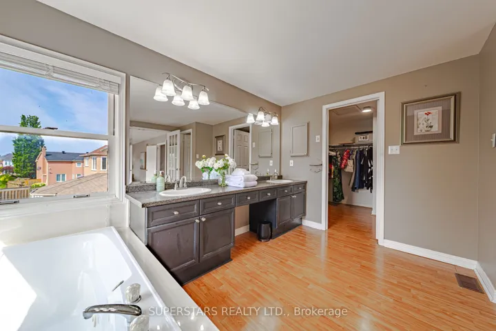 29 Arborfield Lane, Markham, ON L3P 7R7