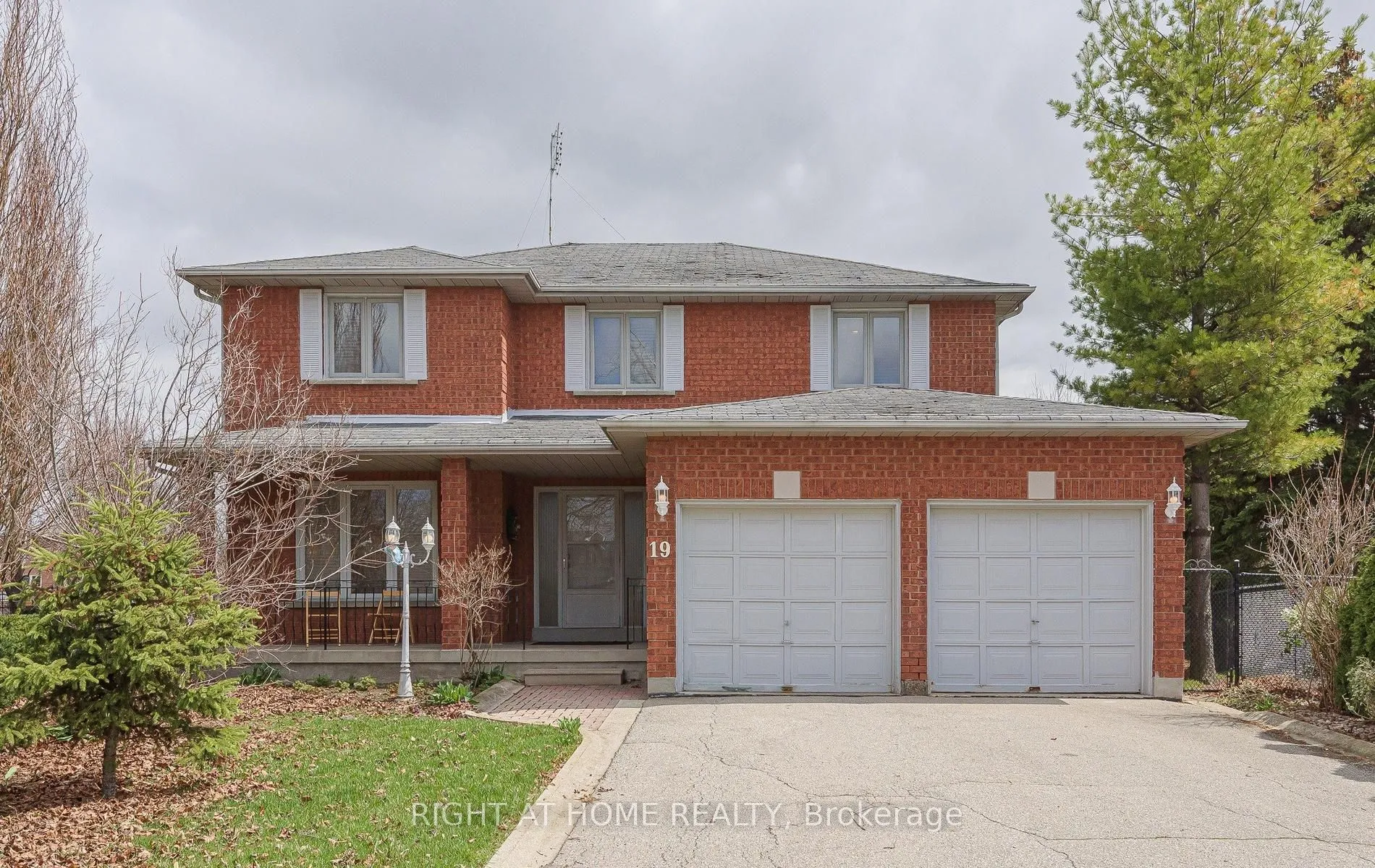 Detached Home For Sale | N13532492