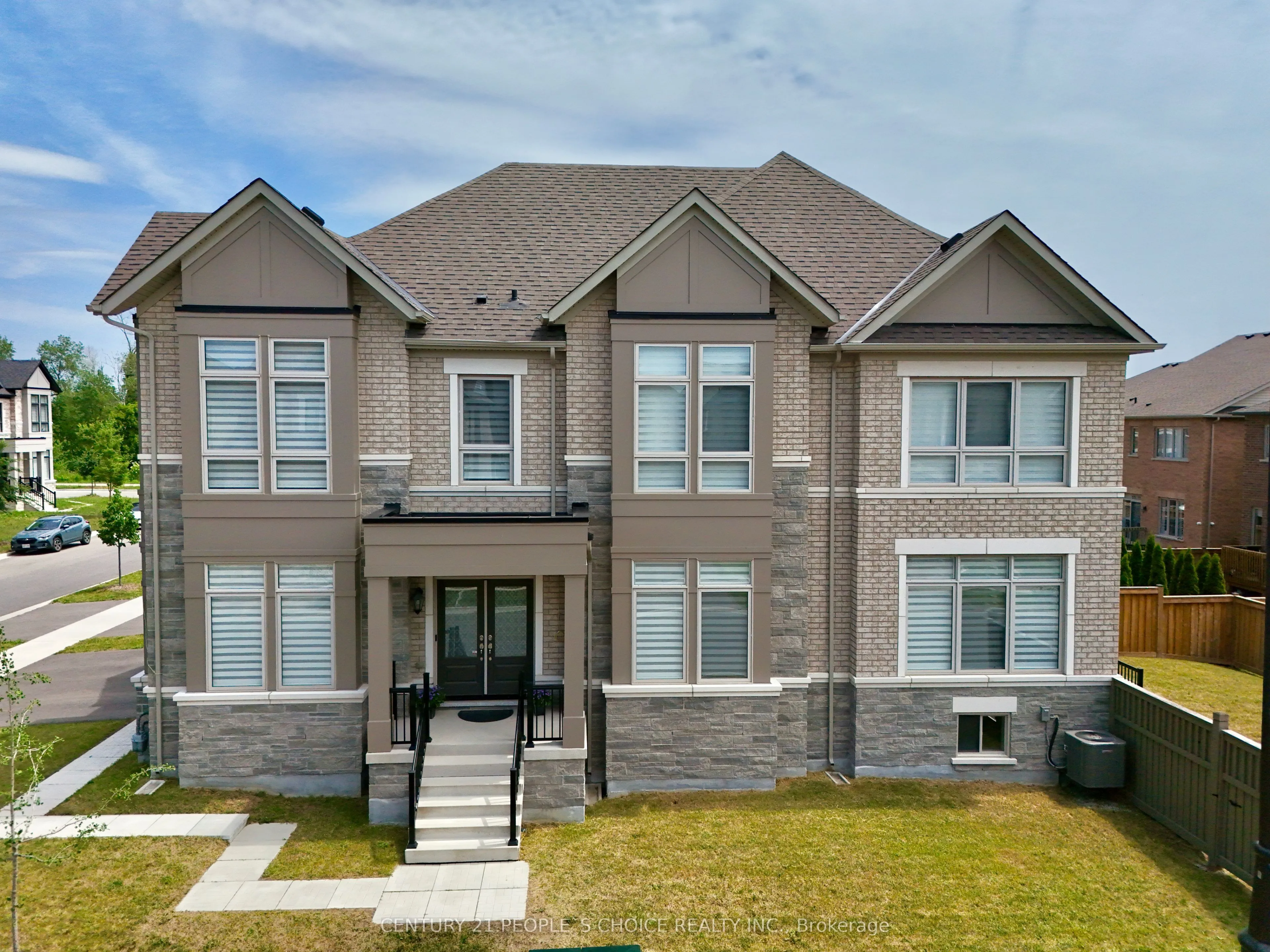 Detached Home For Sale | N13532578
