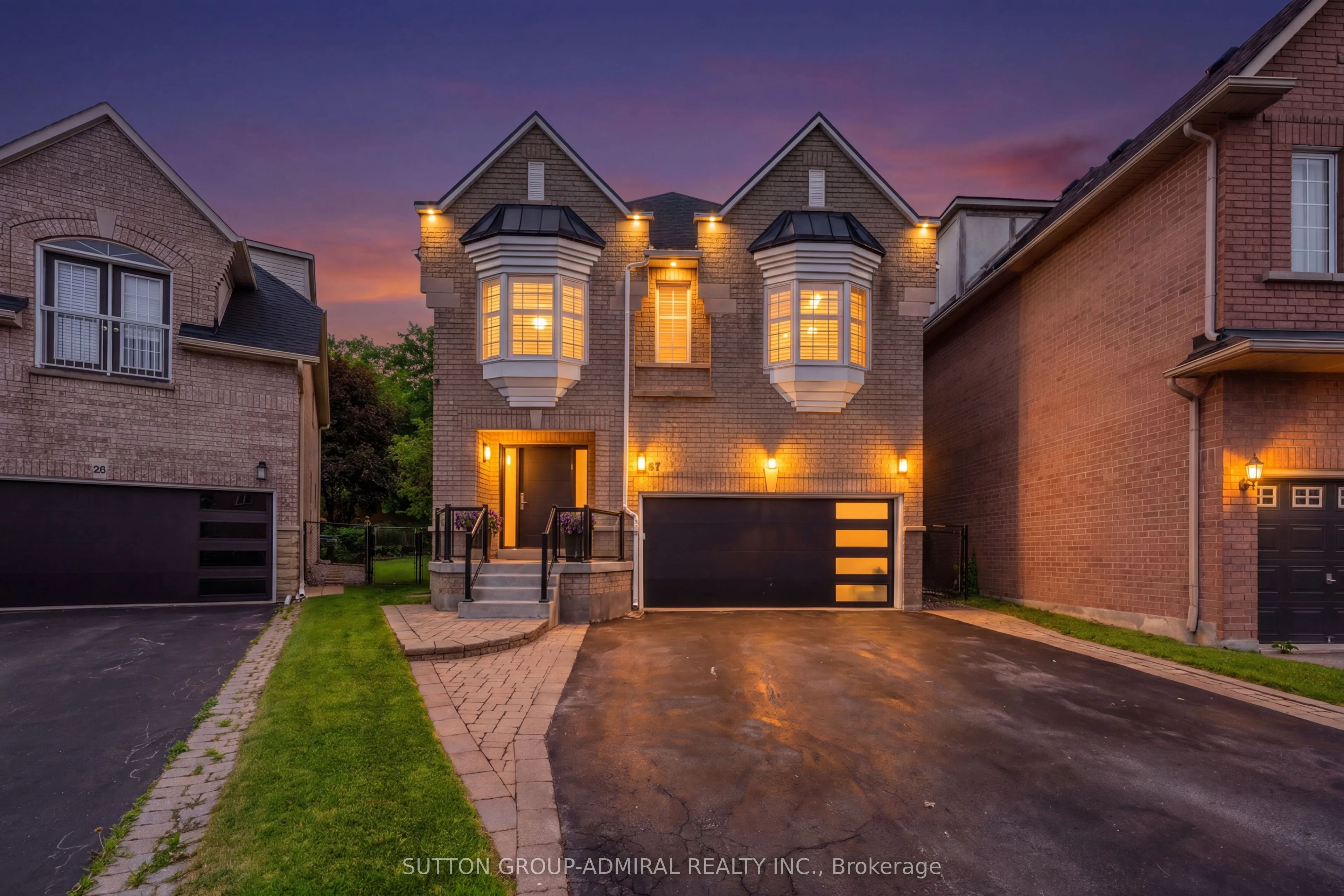 Detached Home For Sale | N13533776