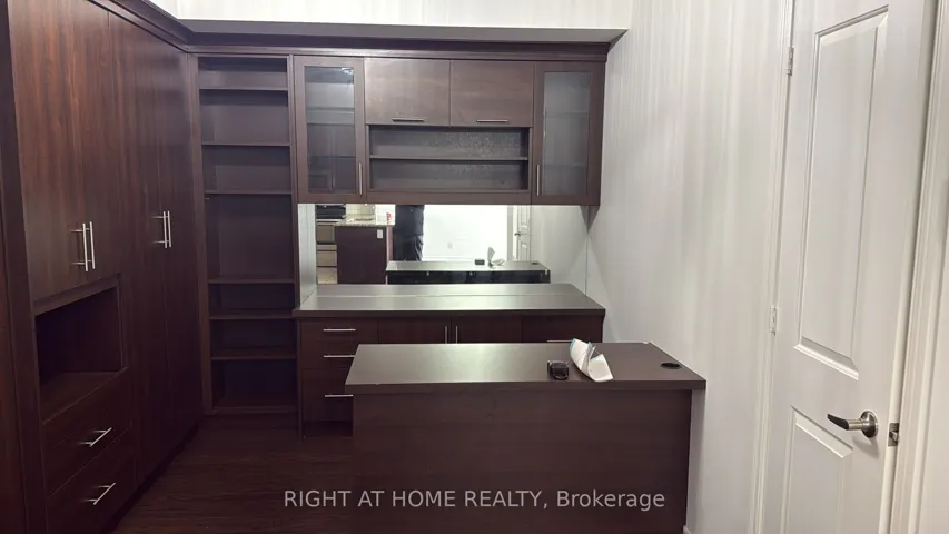 9245 Jane Street 701, Vaughan, ON L6A 0J9