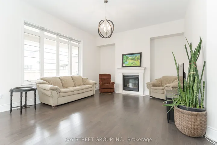 67 Nave Street, Vaughan, ON L4H 4K5