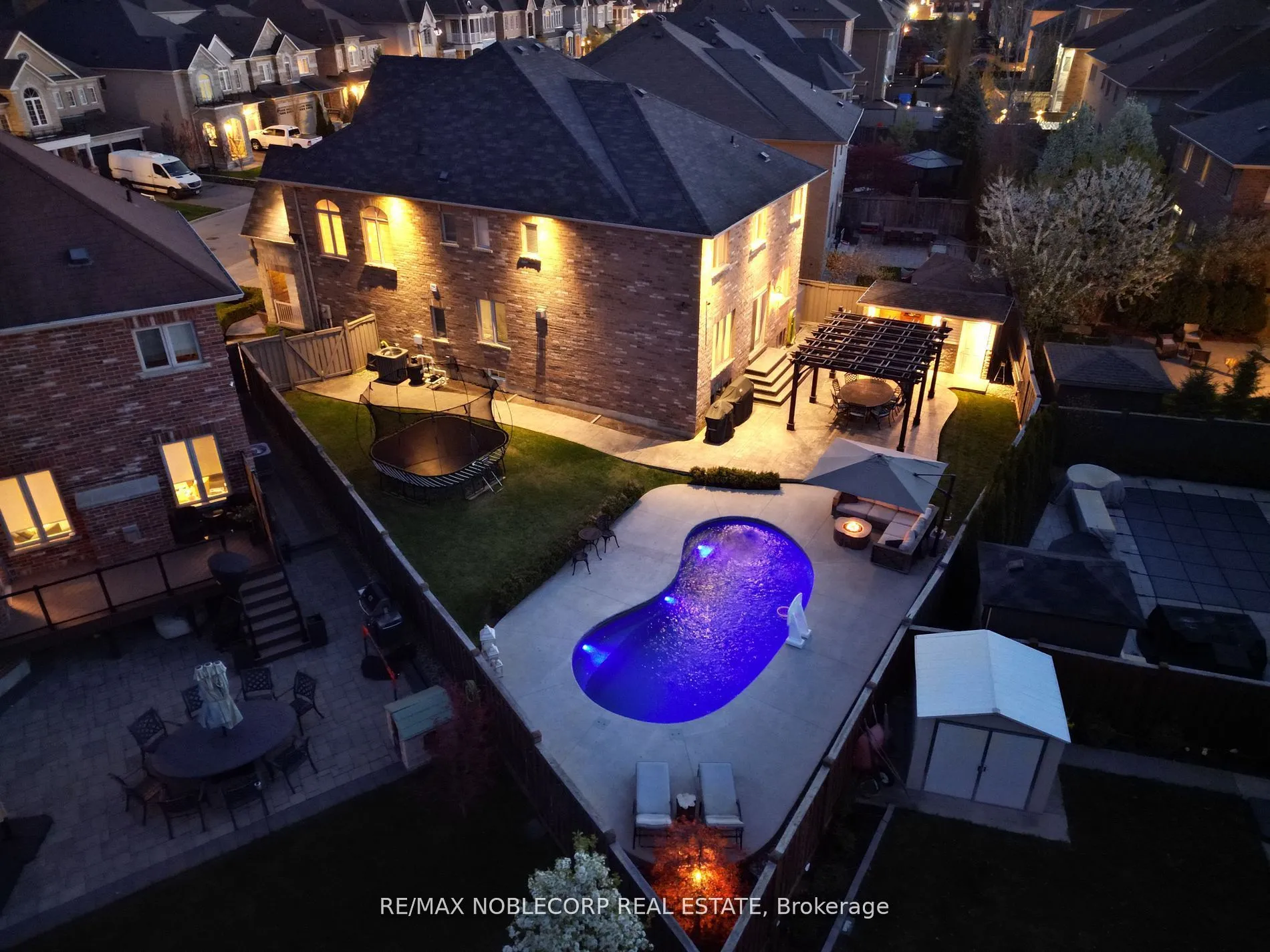 Detached Home For Sale | N13536422