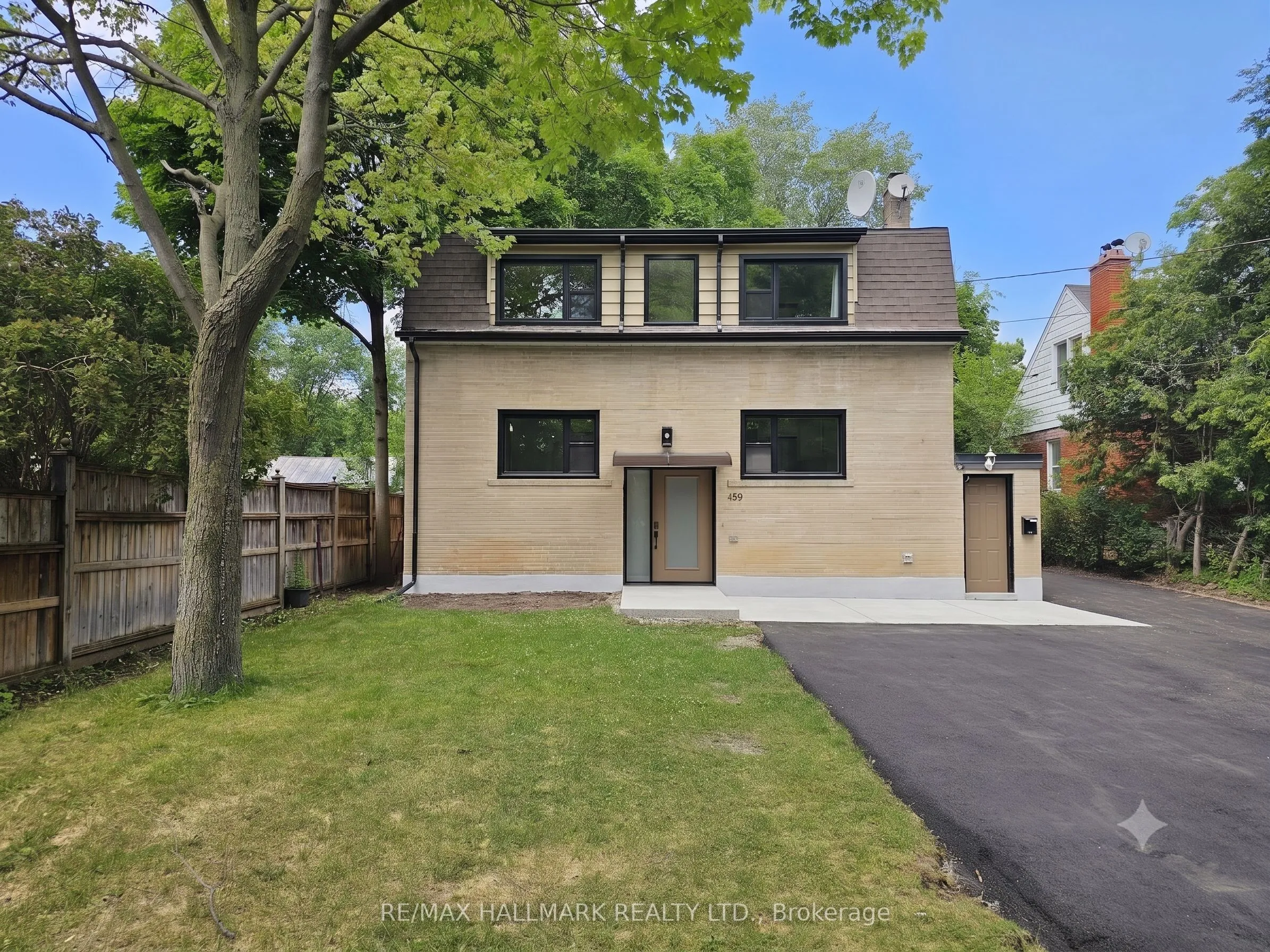 Detached Home For Lease | N13536974