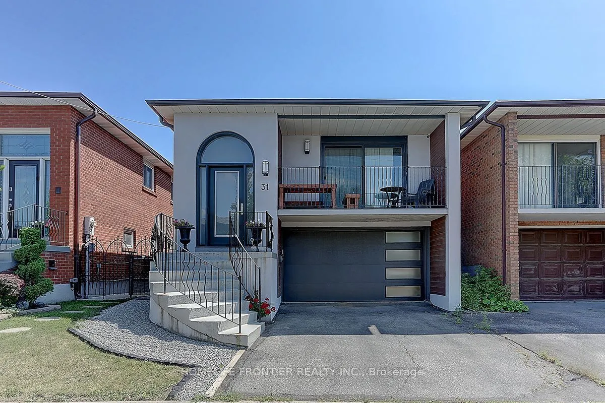 Detached Home For Lease | N13539010