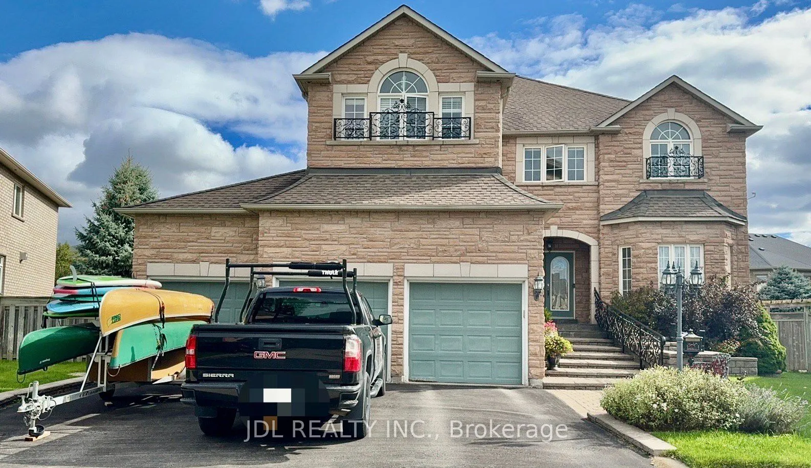 Detached Home For Lease | N13540010