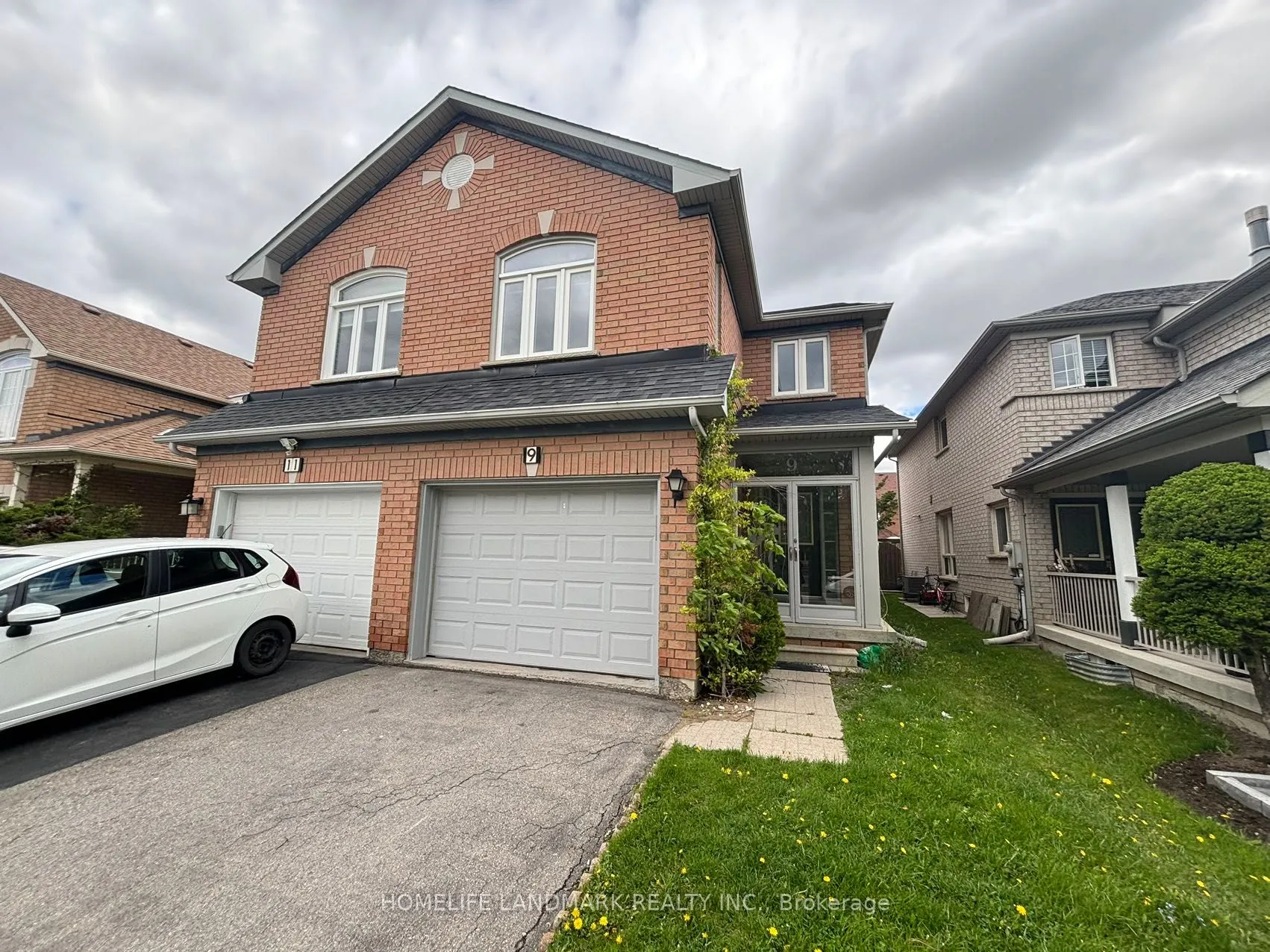 Semi-Detached Home For Lease | N13541410