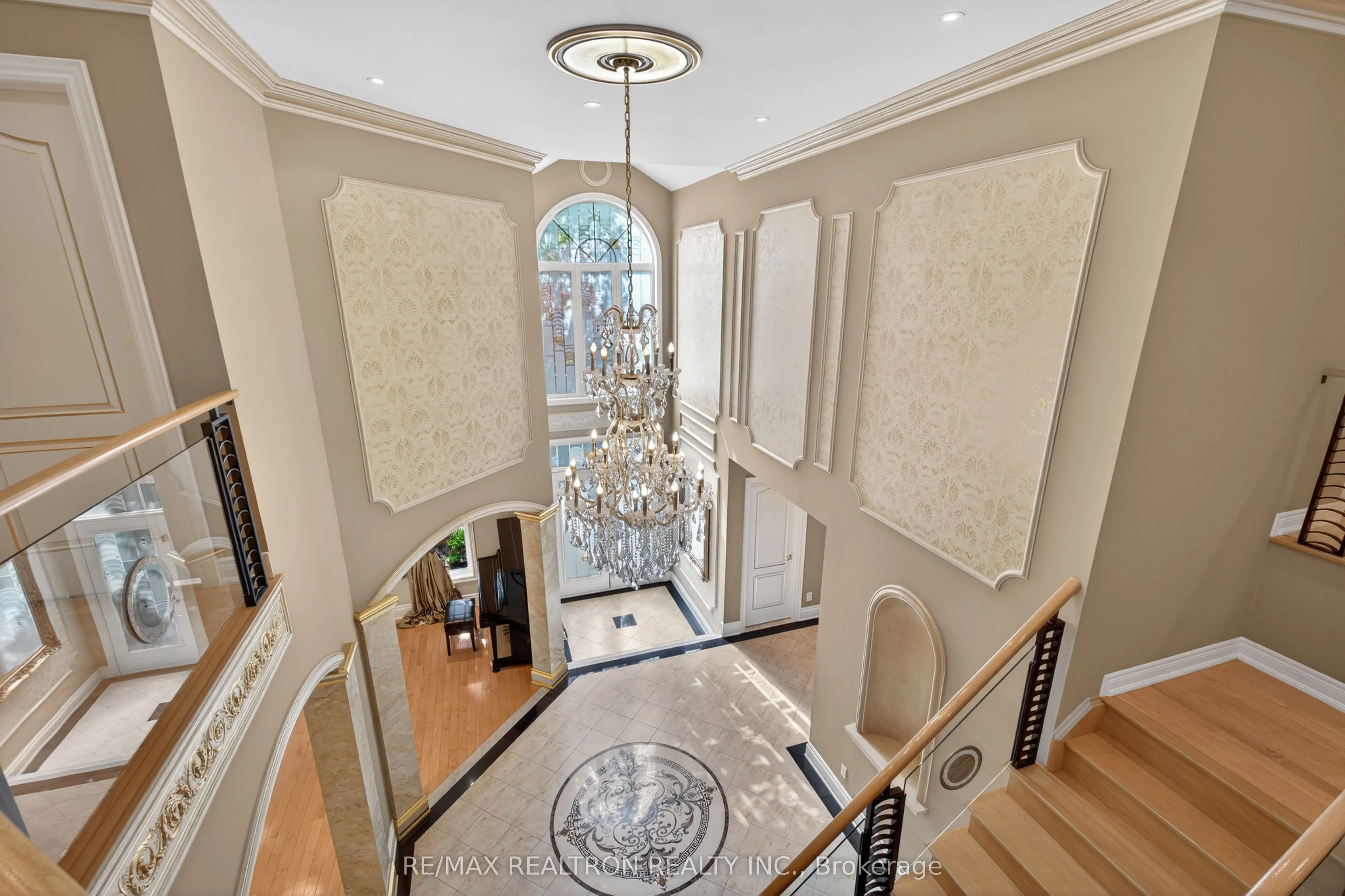 Detached Home For Sale | N13543122