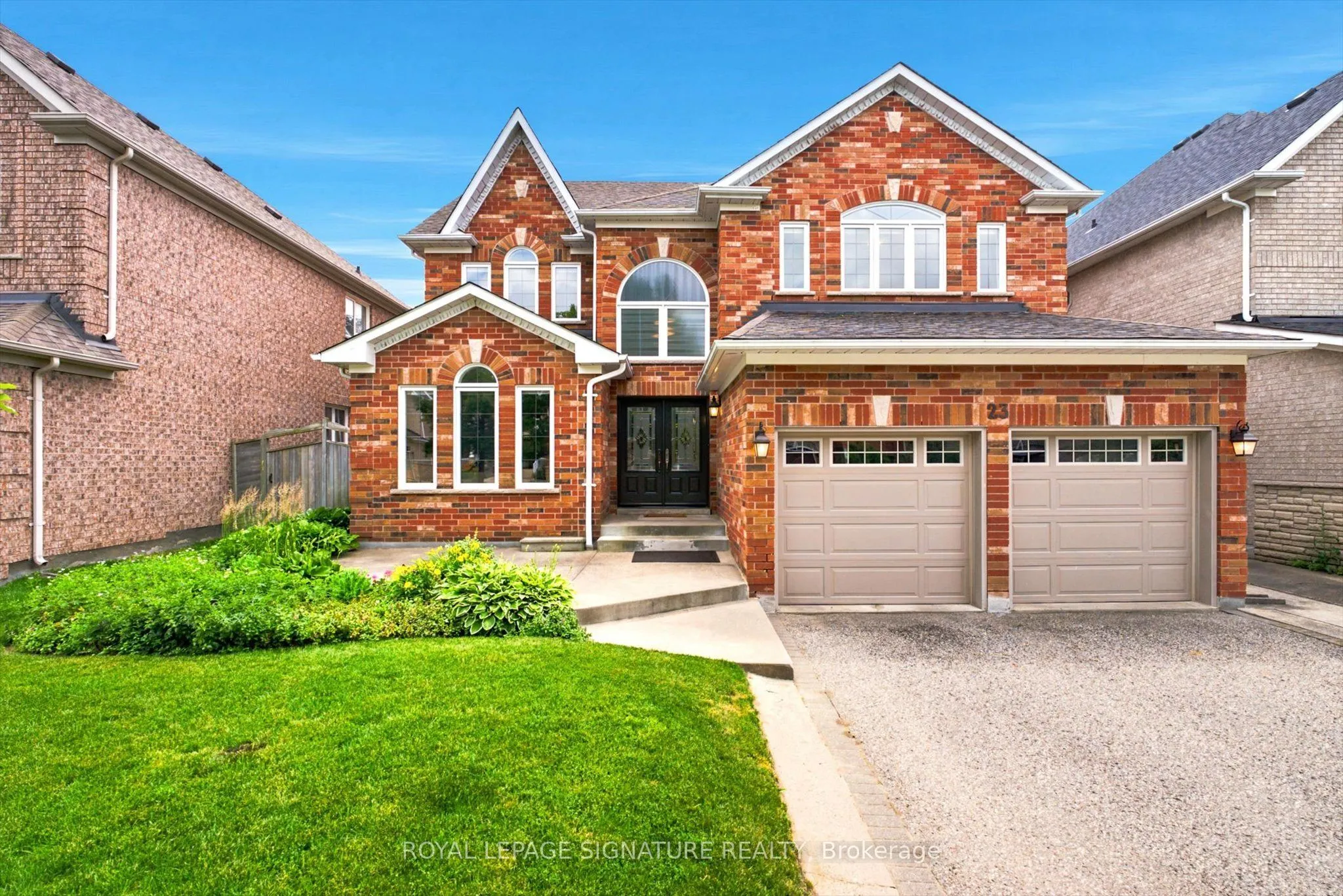 Detached Home For Sale | N13544116