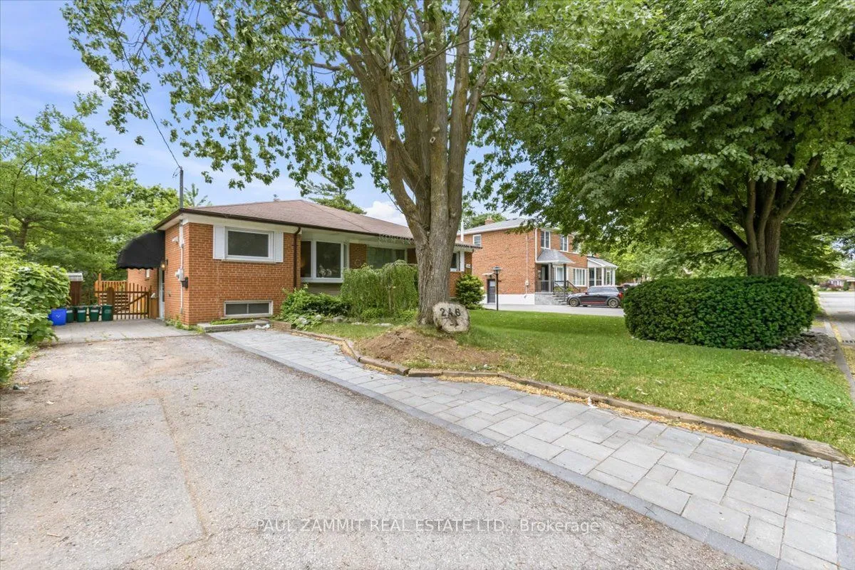 Semi-Detached Home For Sale | N13544468