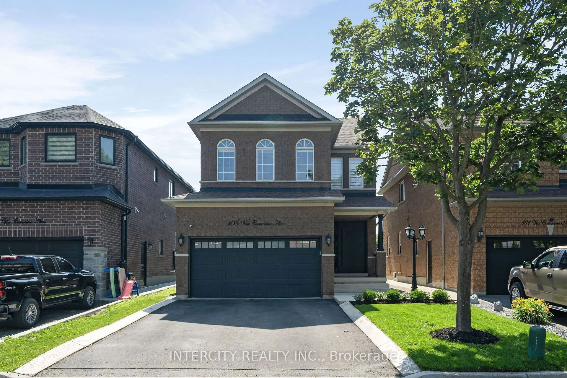 Detached Home For Sale | N13544546