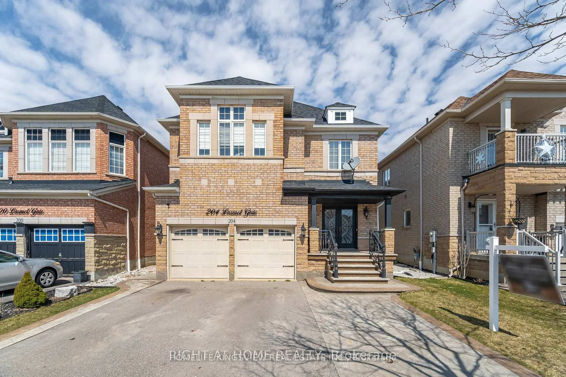 Detached Home For Lease | N13549348