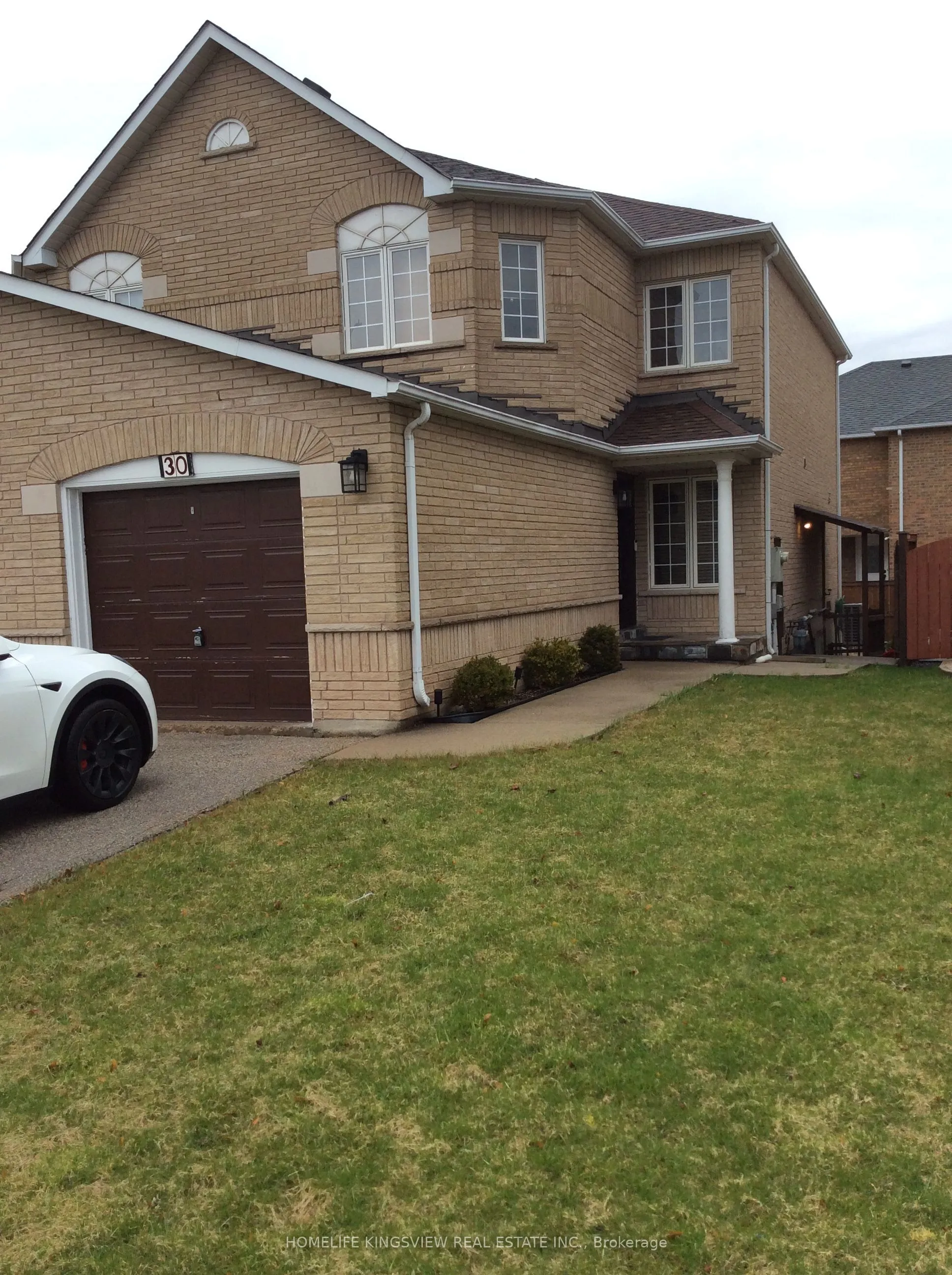 Semi-Detached Home For Sale | N13550874