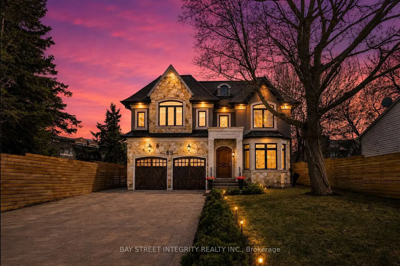 Detached Home For Sale | N13551540