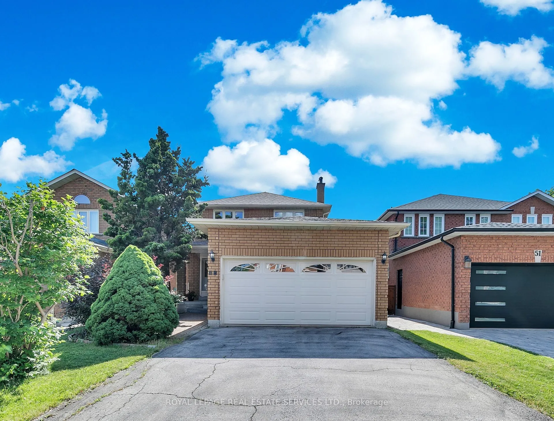 Detached Home For Sale | N13551952