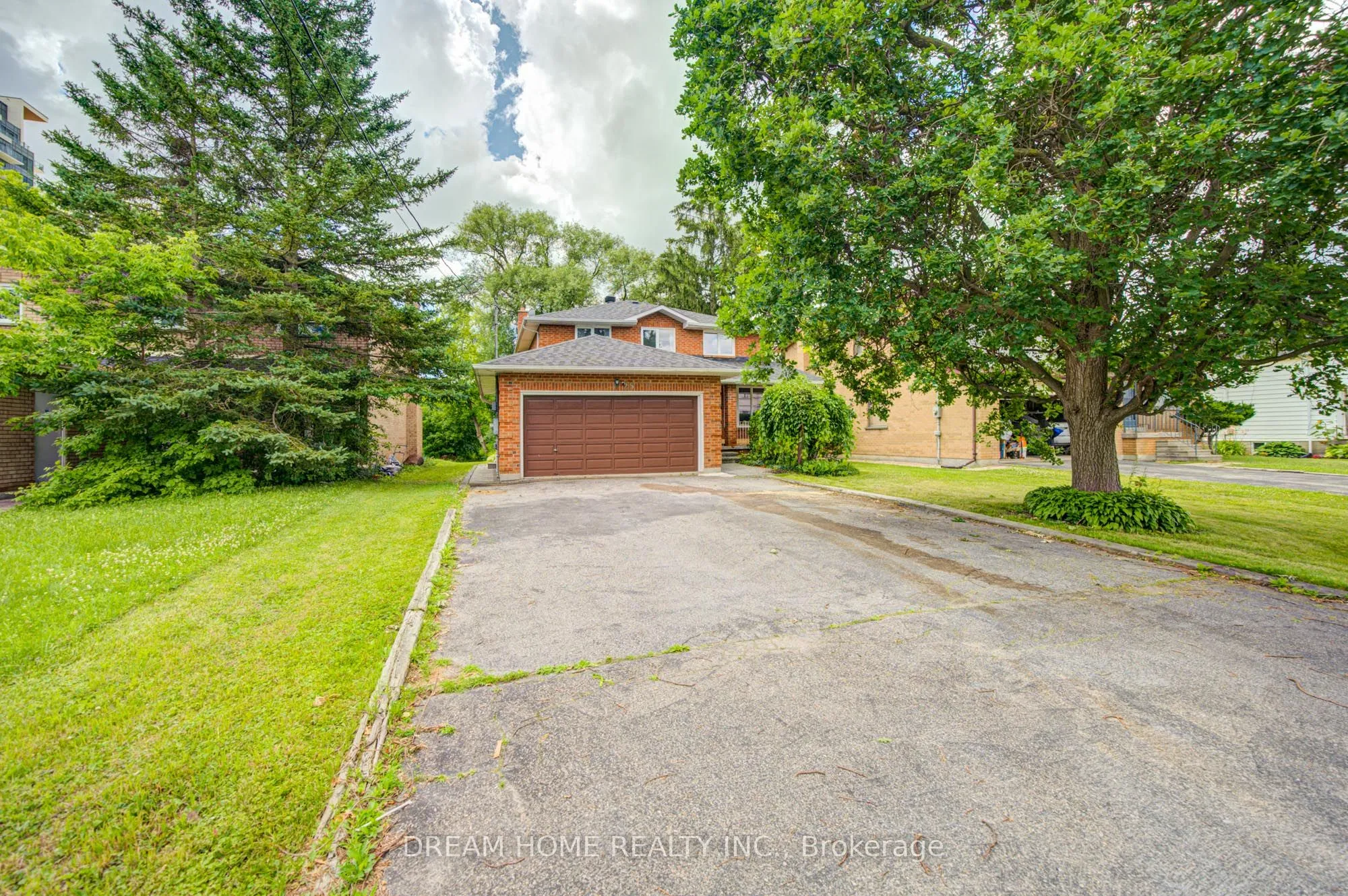 Detached Home For Lease | N13553718