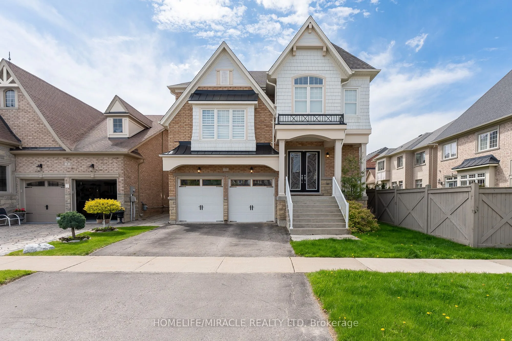 Detached Home For Lease | N13555862