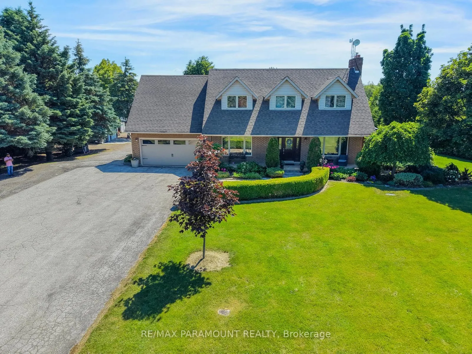 Detached Home For Sale | N13556072
