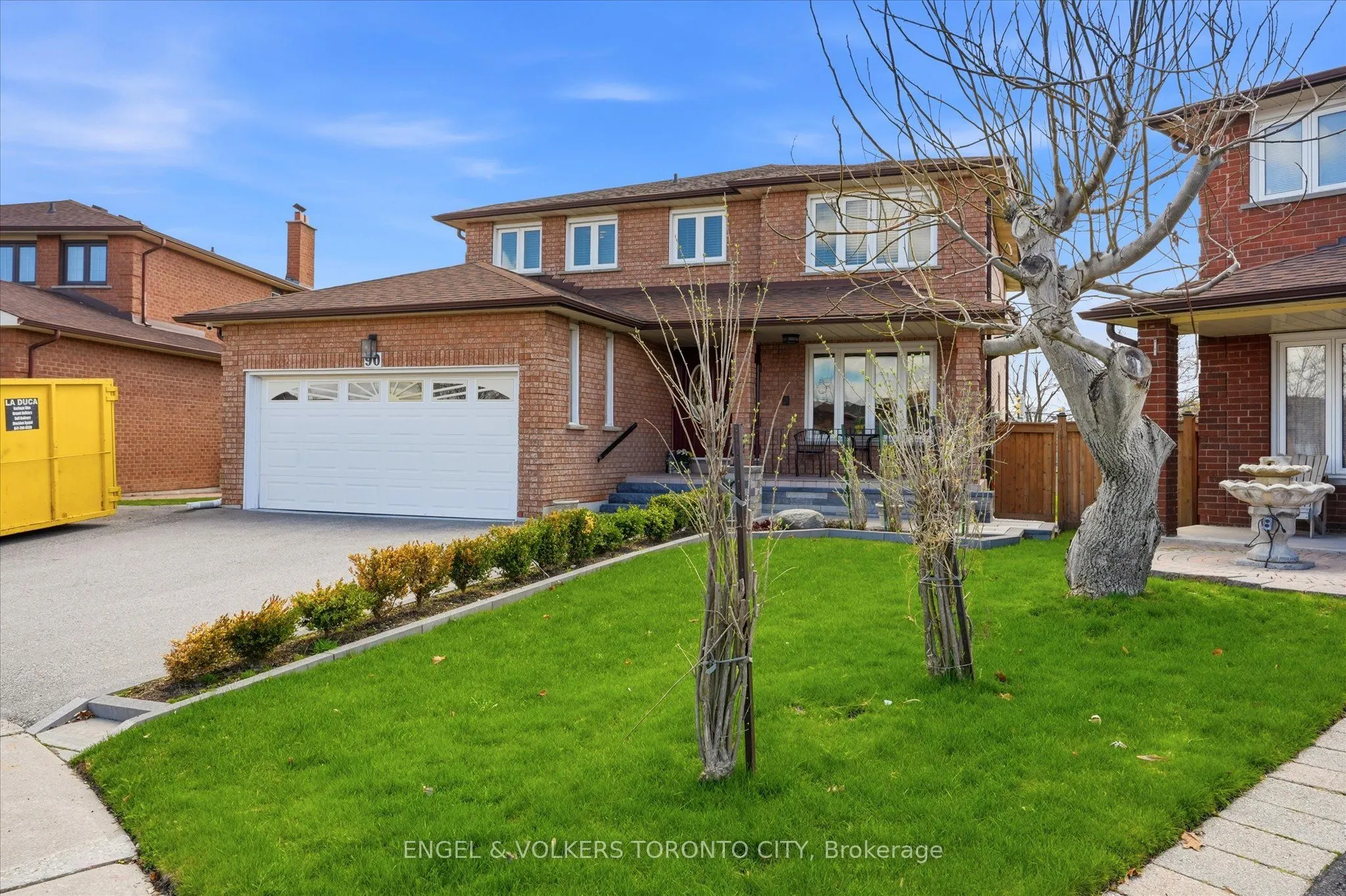 Detached Home For Sale | N13556178